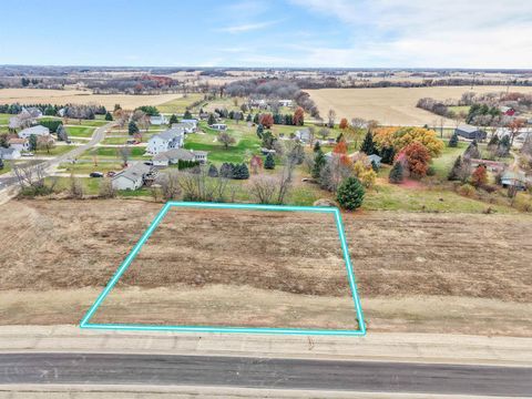 Photo of Lot 13 Hawks View Drive, Edgerton, WI 53534 (MLS # 2013219)