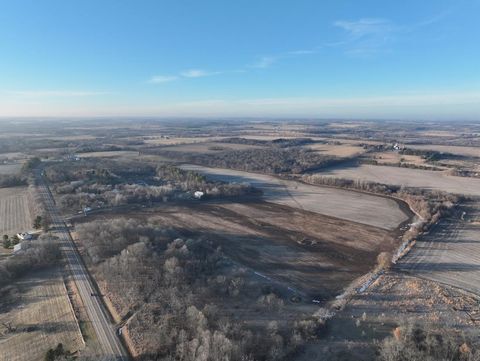 Photo of 123.5 M/L Acres State Road 81, Beloit, WI 53511 (MLS # 2014494)