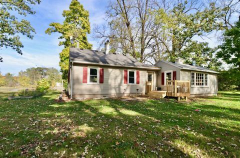 Photo of 2910 W Bass Creek Road, Beloit, WI 53511 (MLS # 2011003)