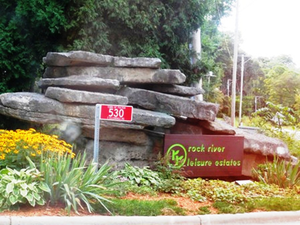 Gate-entrance